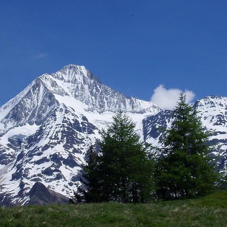 Отель Petersgrat Kippel Экстерьер фото