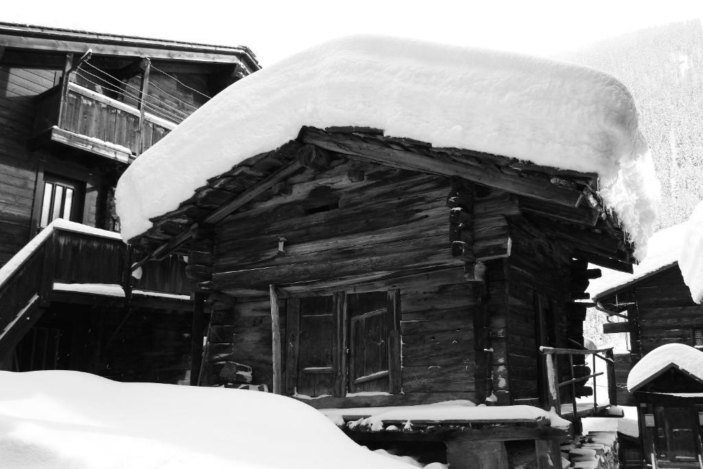 Отель Petersgrat Kippel Экстерьер фото
